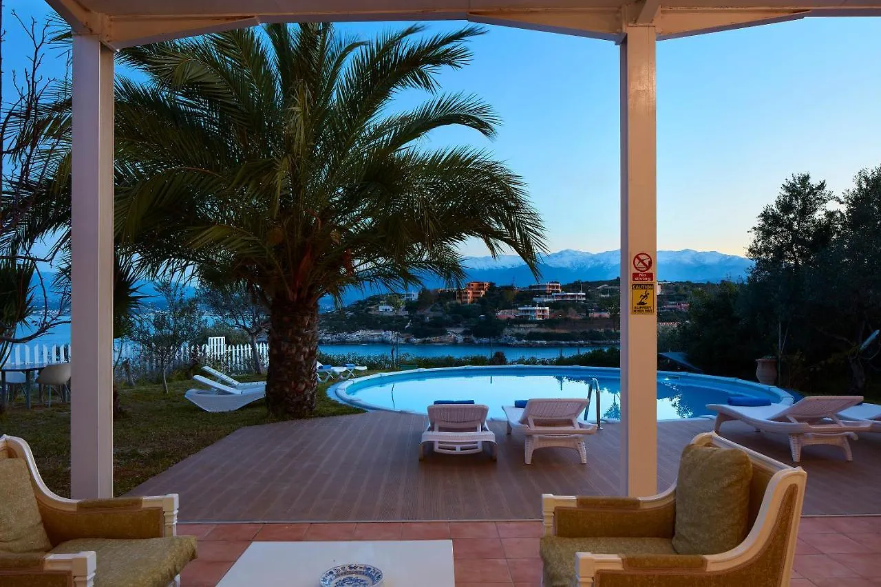 Seafront Villa Longobardi 하니아