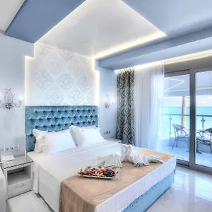 art-boutique-hotel.hotelschalkidiki.net/